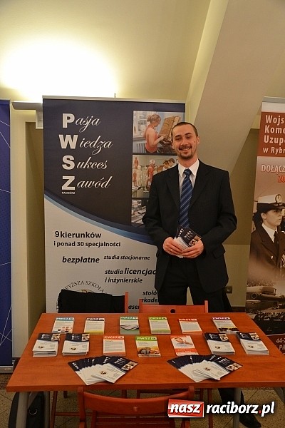 Zdjęcie w galerii na portalu naszraciborz.pl: Światowy Tydzień Przedsiębiorczości ruszył na Zamku wiadomości z regionu