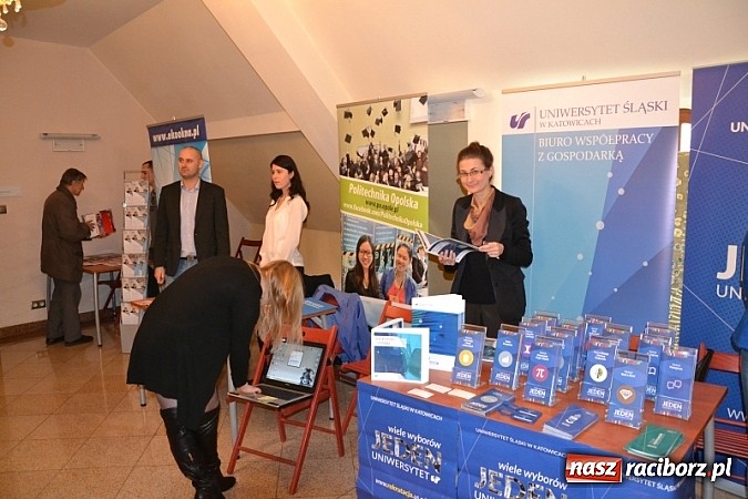 Zdjęcie w galerii na portalu naszraciborz.pl: Światowy Tydzień Przedsiębiorczości ruszył na Zamku wiadomości z regionu