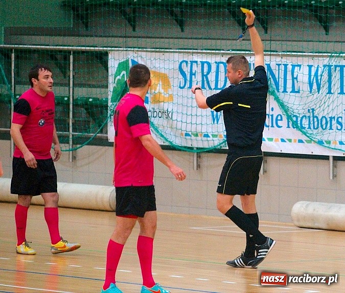 Zdjęcie w galerii na portalu naszraciborz.pl: Nieudana pogoń Żorskiej. OSK Elka na kolanach wiadomości z regionu