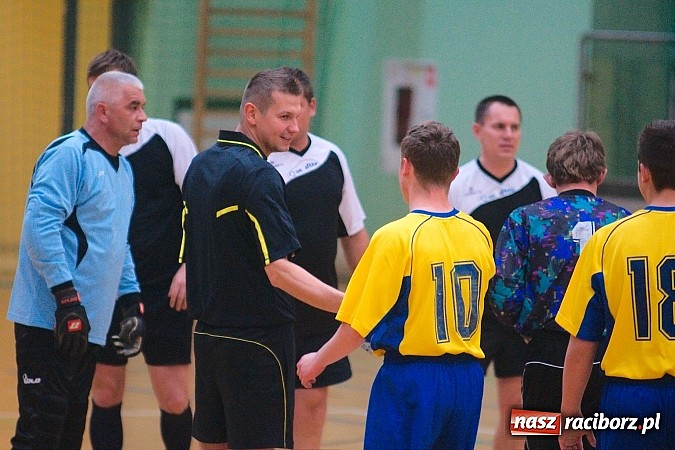Zdjęcie w galerii na portalu naszraciborz.pl: Nieudana pogoń Żorskiej. OSK Elka na kolanach wiadomości z regionu