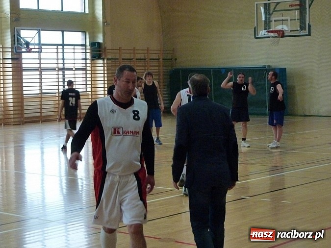 Zdjęcie w galerii na portalu naszraciborz.pl: Ciekawe gry w amatorskiej lidze w Rudniku wiadomości z regionu