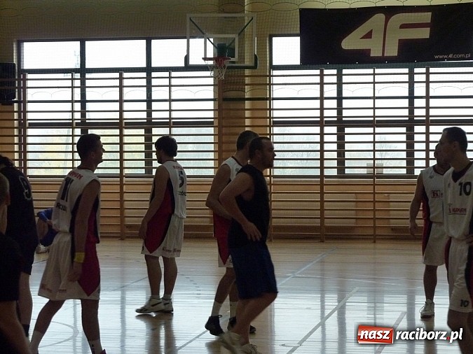 Zdjęcie w galerii na portalu naszraciborz.pl: Ciekawe gry w amatorskiej lidze w Rudniku wiadomości z regionu