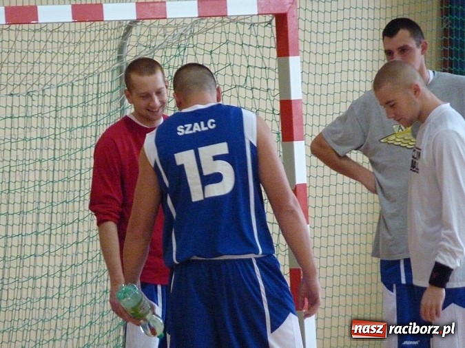 Zdjęcie w galerii na portalu naszraciborz.pl: Ciekawe gry w amatorskiej lidze w Rudniku wiadomości z regionu