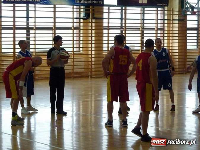 Zdjęcie w galerii na portalu naszraciborz.pl: Ciekawe gry w amatorskiej lidze w Rudniku wiadomości z regionu