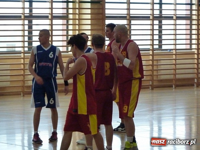 Zdjęcie w galerii na portalu naszraciborz.pl: Ciekawe gry w amatorskiej lidze w Rudniku wiadomości z regionu