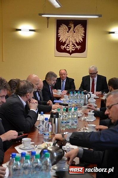 Zdjęcie w galerii na portalu naszraciborz.pl: Budowa zbiornika Racibórz - drogi gardłowa sprawa wiadomości z regionu