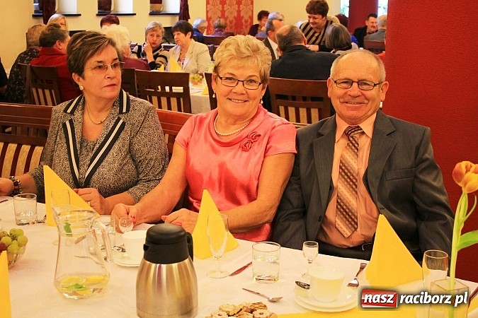 Zdjęcie w galerii na portalu naszraciborz.pl: Seniorzy z Centrum świętowali w Raciborskiej wiadomości z regionu