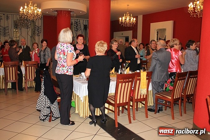 Zdjęcie w galerii na portalu naszraciborz.pl: Seniorzy z Centrum świętowali w Raciborskiej wiadomości z regionu