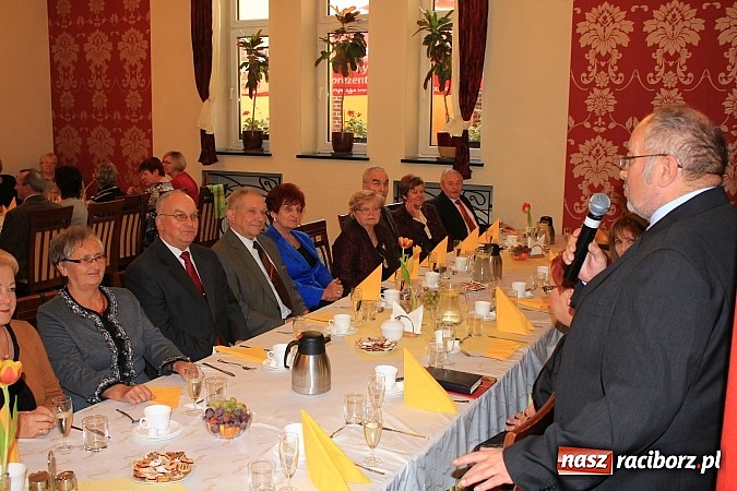 Zdjęcie w galerii na portalu naszraciborz.pl: Seniorzy z Centrum świętowali w Raciborskiej wiadomości z regionu