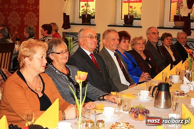 Zdjęcie w galerii na portalu naszraciborz.pl: Seniorzy z Centrum świętowali w Raciborskiej wiadomości z regionu