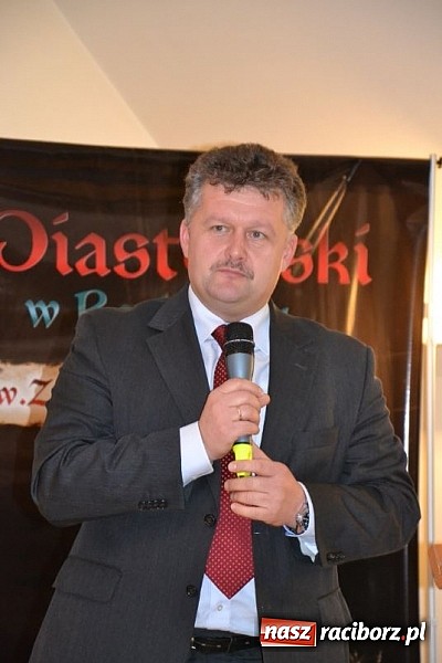 Zdjęcie w galerii na portalu naszraciborz.pl: Biznes spotkał się z młodzieżą na zamku wiadomości z regionu