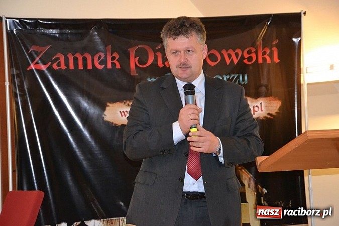 Zdjęcie w galerii na portalu naszraciborz.pl: Biznes spotkał się z młodzieżą na zamku wiadomości z regionu