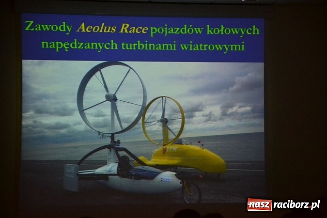 Zdjęcie w galerii na portalu naszraciborz.pl: Biznes spotkał się z młodzieżą na zamku wiadomości z regionu