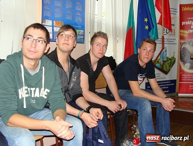 Zdjęcie w galerii na portalu naszraciborz.pl: Program staży i praktyk zagranicznych w Mechaniku wiadomości z regionu