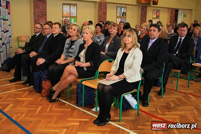 Zdjęcie w galerii na portalu naszraciborz.pl: SP 18 świętuje 20-lecie istnienia wiadomości z regionu