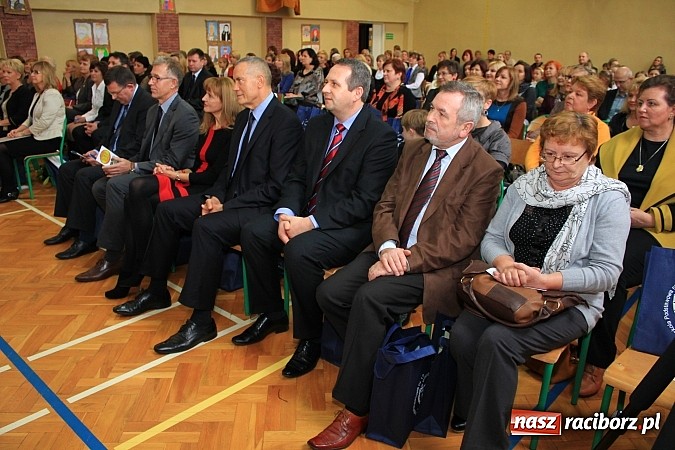 Zdjęcie w galerii na portalu naszraciborz.pl: SP 18 świętuje 20-lecie istnienia wiadomości z regionu