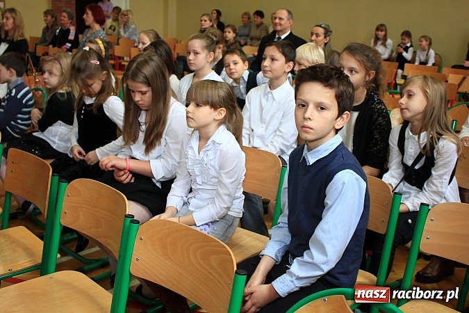 Zdjęcie w galerii na portalu naszraciborz.pl: SP 18 świętuje 20-lecie istnienia wiadomości z regionu