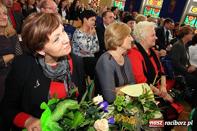 Zdjęcie w galerii na portalu naszraciborz.pl: SP 18 świętuje 20-lecie istnienia wiadomości z regionu