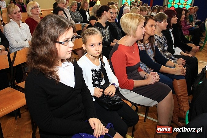 Zdjęcie w galerii na portalu naszraciborz.pl: SP 18 świętuje 20-lecie istnienia wiadomości z regionu