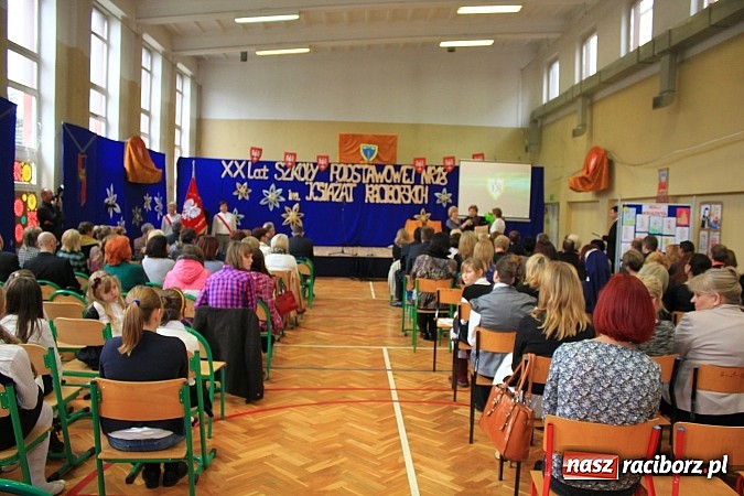 Zdjęcie w galerii na portalu naszraciborz.pl: SP 18 świętuje 20-lecie istnienia wiadomości z regionu