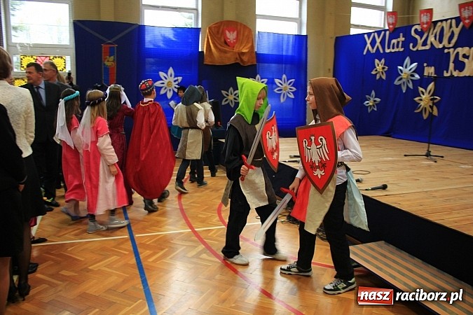 Zdjęcie w galerii na portalu naszraciborz.pl: SP 18 świętuje 20-lecie istnienia wiadomości z regionu