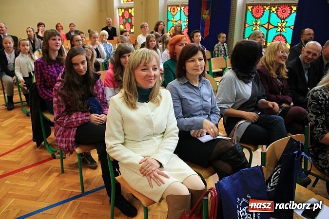 Zdjęcie w galerii na portalu naszraciborz.pl: SP 18 świętuje 20-lecie istnienia wiadomości z regionu