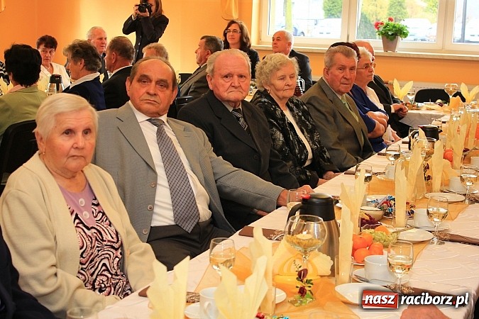 Zdjęcie w galerii na portalu naszraciborz.pl: 20 par z gminy Kornowac otrzymało medale za długoletnie pożycie małżeńskie wiadomości z regionu