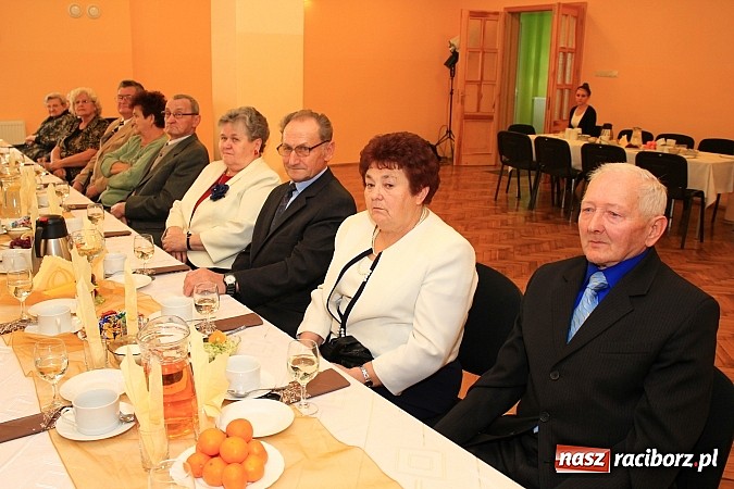 Zdjęcie w galerii na portalu naszraciborz.pl: 20 par z gminy Kornowac otrzymało medale za długoletnie pożycie małżeńskie wiadomości z regionu