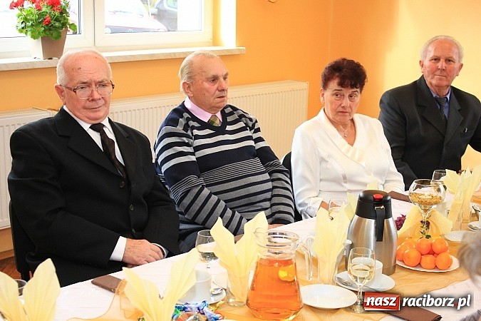 Zdjęcie w galerii na portalu naszraciborz.pl: 20 par z gminy Kornowac otrzymało medale za długoletnie pożycie małżeńskie wiadomości z regionu