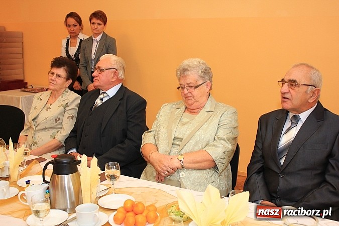 Zdjęcie w galerii na portalu naszraciborz.pl: 20 par z gminy Kornowac otrzymało medale za długoletnie pożycie małżeńskie wiadomości z regionu
