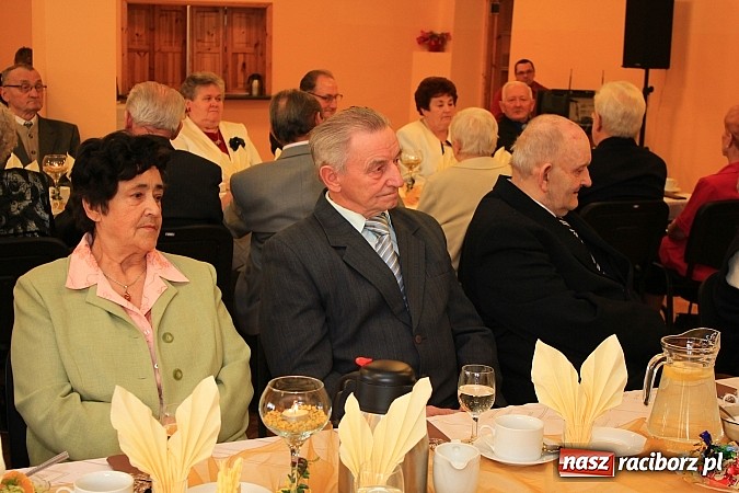 Zdjęcie w galerii na portalu naszraciborz.pl: 20 par z gminy Kornowac otrzymało medale za długoletnie pożycie małżeńskie wiadomości z regionu