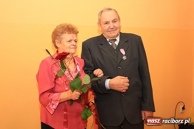 Zdjęcie w galerii na portalu naszraciborz.pl: 20 par z gminy Kornowac otrzymało medale za długoletnie pożycie małżeńskie wiadomości z regionu