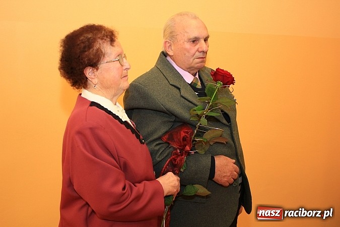 Zdjęcie w galerii na portalu naszraciborz.pl: 20 par z gminy Kornowac otrzymało medale za długoletnie pożycie małżeńskie wiadomości z regionu