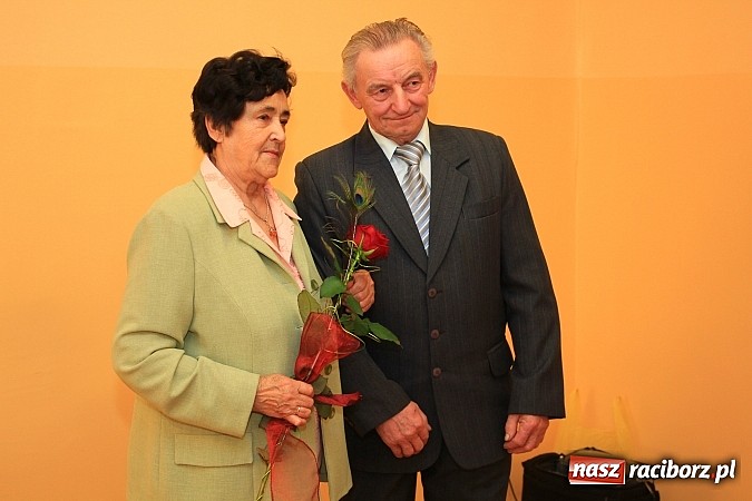 Zdjęcie w galerii na portalu naszraciborz.pl: 20 par z gminy Kornowac otrzymało medale za długoletnie pożycie małżeńskie wiadomości z regionu