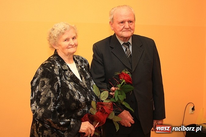 Zdjęcie w galerii na portalu naszraciborz.pl: 20 par z gminy Kornowac otrzymało medale za długoletnie pożycie małżeńskie wiadomości z regionu