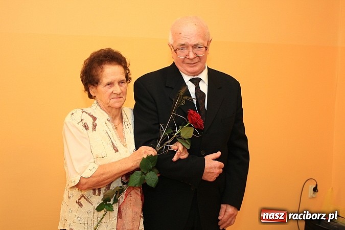 Zdjęcie w galerii na portalu naszraciborz.pl: 20 par z gminy Kornowac otrzymało medale za długoletnie pożycie małżeńskie wiadomości z regionu