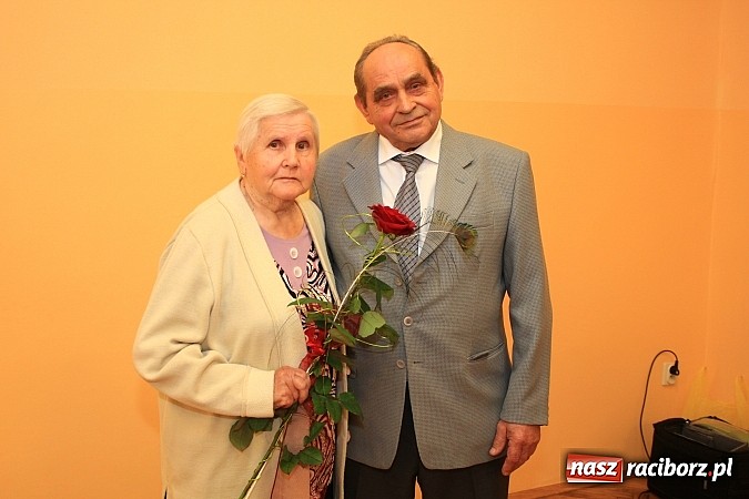 Zdjęcie w galerii na portalu naszraciborz.pl: 20 par z gminy Kornowac otrzymało medale za długoletnie pożycie małżeńskie wiadomości z regionu
