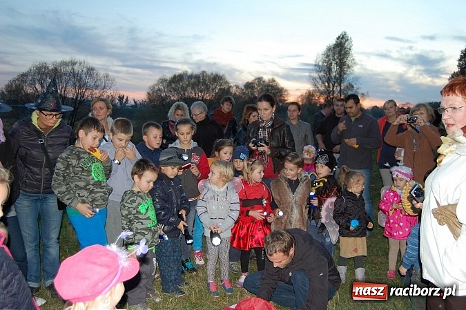 Zdjęcie w galerii na portalu naszraciborz.pl: Maluchy z Chałupek z przyrodą są za pan brat wiadomości z regionu