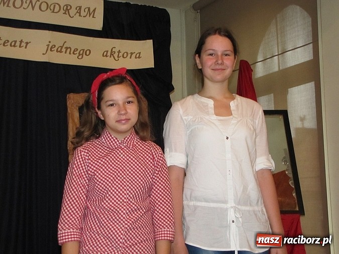 Zdjęcie w galerii na portalu naszraciborz.pl: Młodzi monodramiści z Raciborza na konkursie w G5 wiadomości z regionu