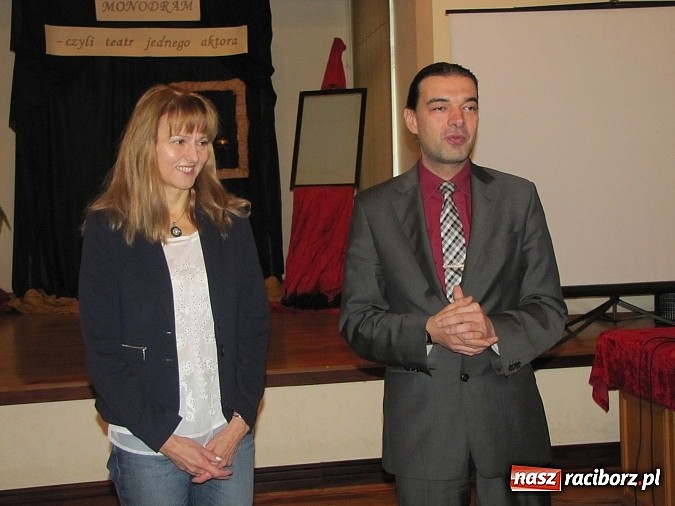 Zdjęcie w galerii na portalu naszraciborz.pl: Młodzi monodramiści z Raciborza na konkursie w G5 wiadomości z regionu