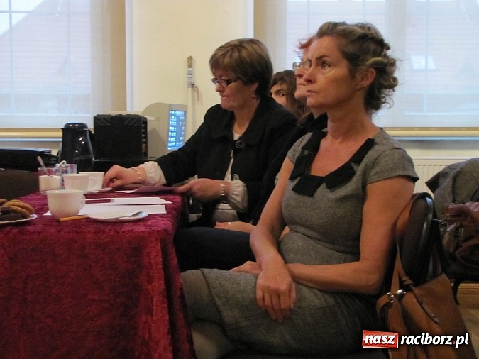 Zdjęcie w galerii na portalu naszraciborz.pl: Młodzi monodramiści z Raciborza na konkursie w G5 wiadomości z regionu