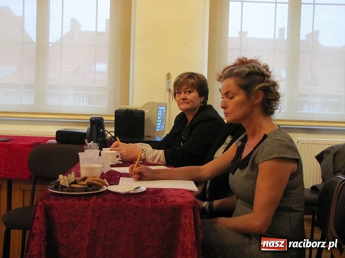 Zdjęcie w galerii na portalu naszraciborz.pl: Młodzi monodramiści z Raciborza na konkursie w G5 wiadomości z regionu