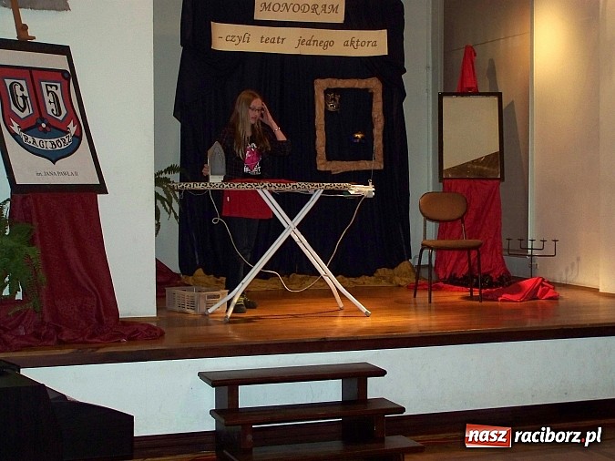 Zdjęcie w galerii na portalu naszraciborz.pl: Młodzi monodramiści z Raciborza na konkursie w G5 wiadomości z regionu