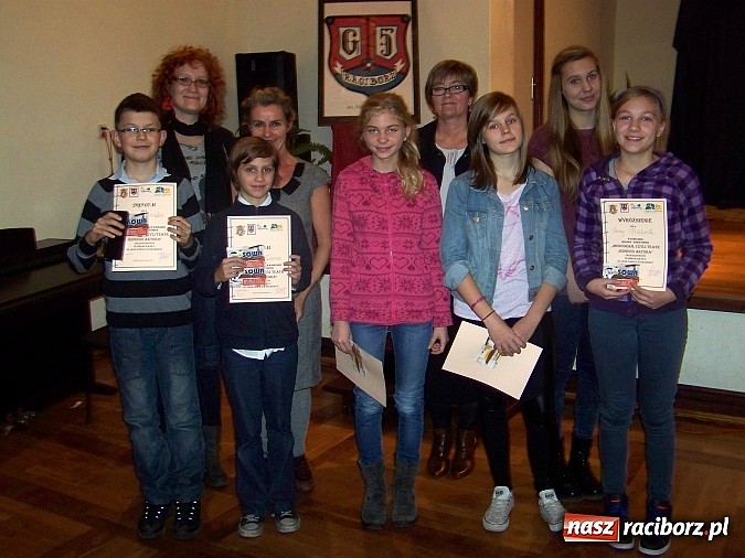 Zdjęcie w galerii na portalu naszraciborz.pl: Młodzi monodramiści z Raciborza na konkursie w G5 wiadomości z regionu