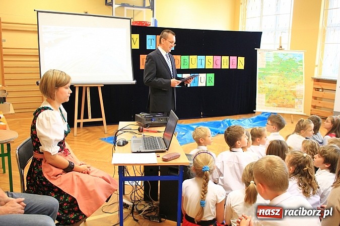Zdjęcie w galerii na portalu naszraciborz.pl: Piąty Dzień Kultury Niemieckiej w SP 5 wiadomości z regionu