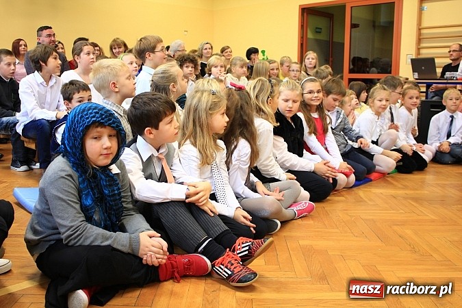 Zdjęcie w galerii na portalu naszraciborz.pl: Piąty Dzień Kultury Niemieckiej w SP 5 wiadomości z regionu