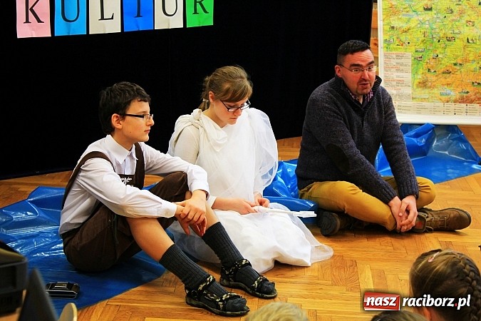 Zdjęcie w galerii na portalu naszraciborz.pl: Piąty Dzień Kultury Niemieckiej w SP 5 wiadomości z regionu