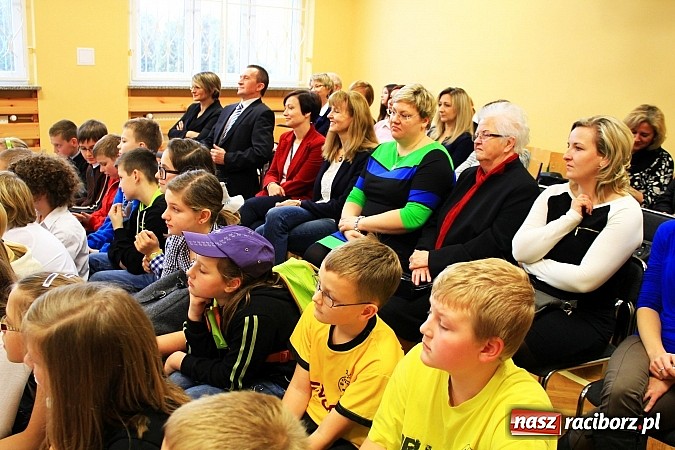 Zdjęcie w galerii na portalu naszraciborz.pl: Piąty Dzień Kultury Niemieckiej w SP 5 wiadomości z regionu