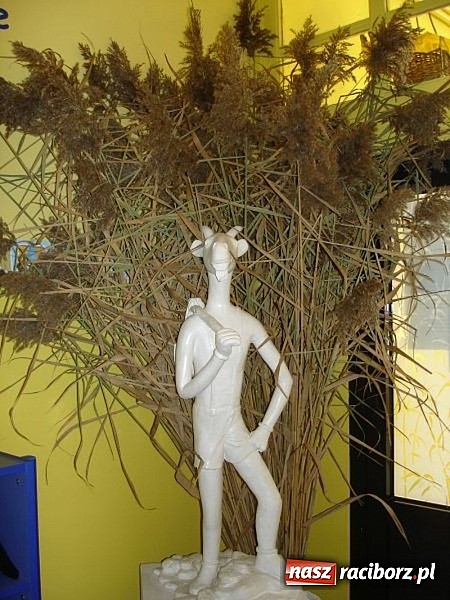 Zdjęcie w galerii na portalu naszraciborz.pl: Afrykańskie klimaty w Przedszkolu nr 17 wiadomości z regionu