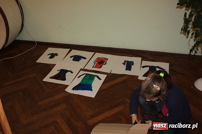 Zdjęcie w galerii na portalu naszraciborz.pl: Japonia - motyl i kwiat. Warsztaty w Krzanowicach wiadomości z regionu